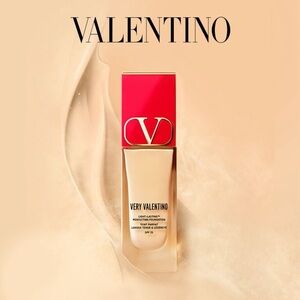 Very Valentino Light Lasting Perfection Foundation light 4